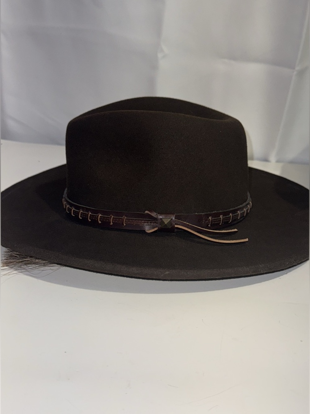 BAILEY FIREHOLE FELT WESTERN HAT in Dark Brown with Leather Band - Picture 5 of 11